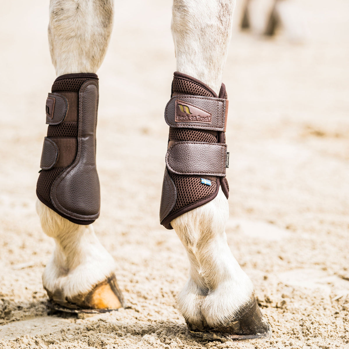 "Airflow" Brush Boots