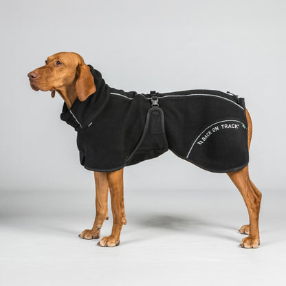BAY Fleece Hondenjas, Hoog aangezette staart