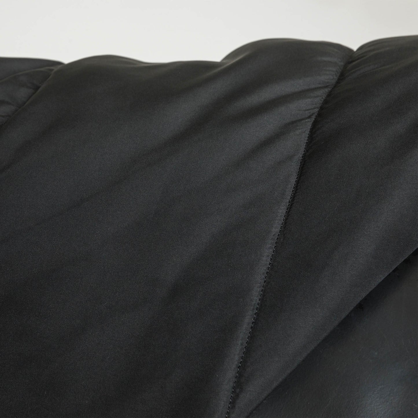 "Rhyolite" Insulated Liner